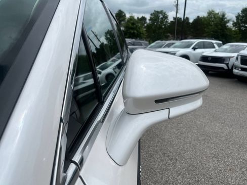 Used 2019 Lincoln Nautilus Select AWD/4WD image 33
