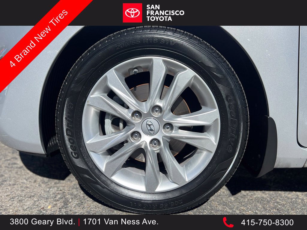 Used 2014 Hyundai Elantra GT FWD image 9