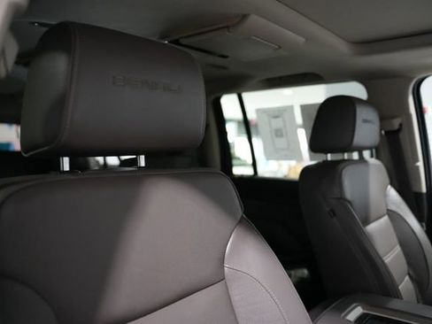 Used 2017 GMC Yukon XL Denali w/ Open Road Package image 24