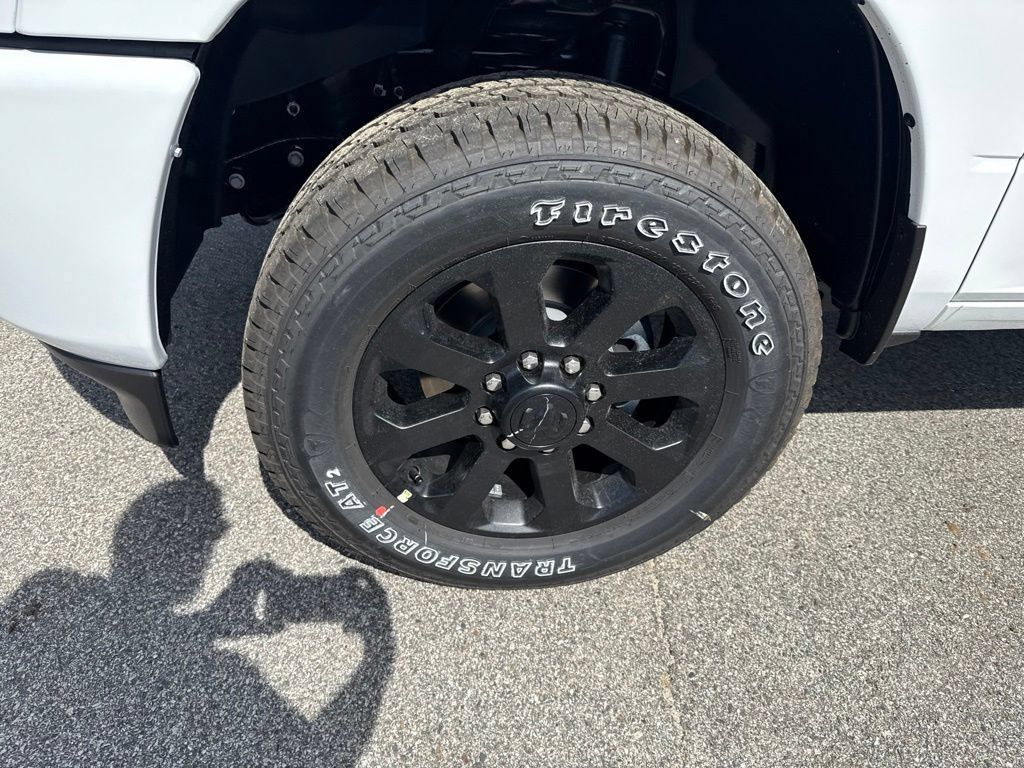 New 2026 RAM 2500 Big Horn AWD/4WD image 9