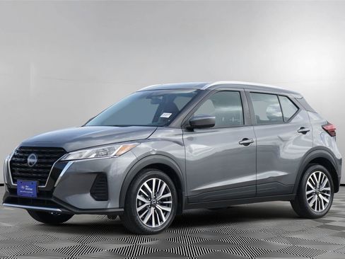 Used 2024 Nissan Kicks SV FWD image 8
