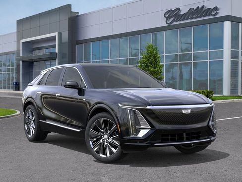 New 2026 Cadillac Lyriq Signature Luxury RWD image 8