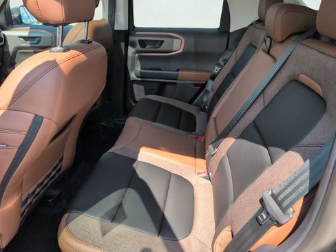 New 2025 Ford Bronco Sport Outer Banks w/ Outer Banks Tech Package+ AWD/4WD image 8