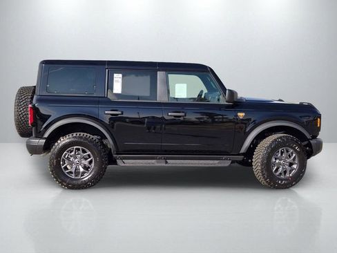 New 2025 Ford Bronco Badlands w/ Black Appearance Package AWD/4WD image 3