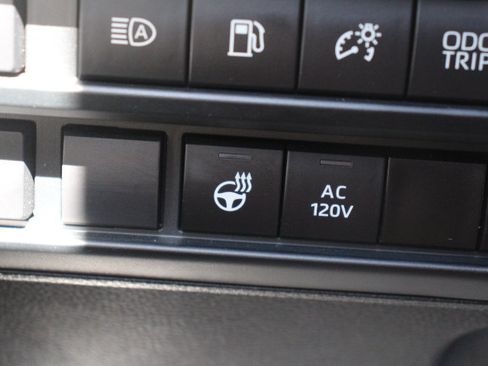 Certified 2024 Toyota Sequoia Capstone AWD/4WD image 34
