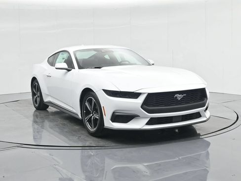 Used 2025 Ford Mustang Coupe RWD image 53