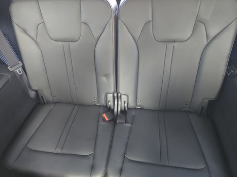 Certified 2022 Kia Sorento SX FWD image 18