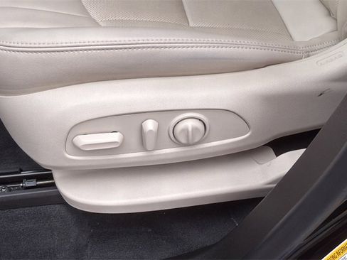 Used 2022 Buick Enclave Essence w/ Experience Buick Package image 12