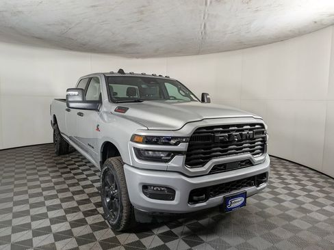 New 2026 RAM 3500 Big Horn AWD/4WD image 5