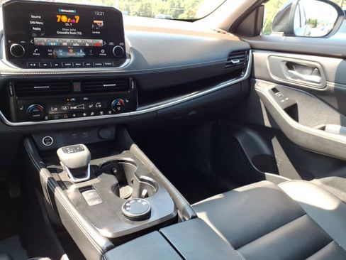 Certified 2023 Nissan Rogue SL w/ SL Premium Package AWD/4WD image 15