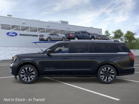 New 2026 Ford Expedition Max Platinum image 4
