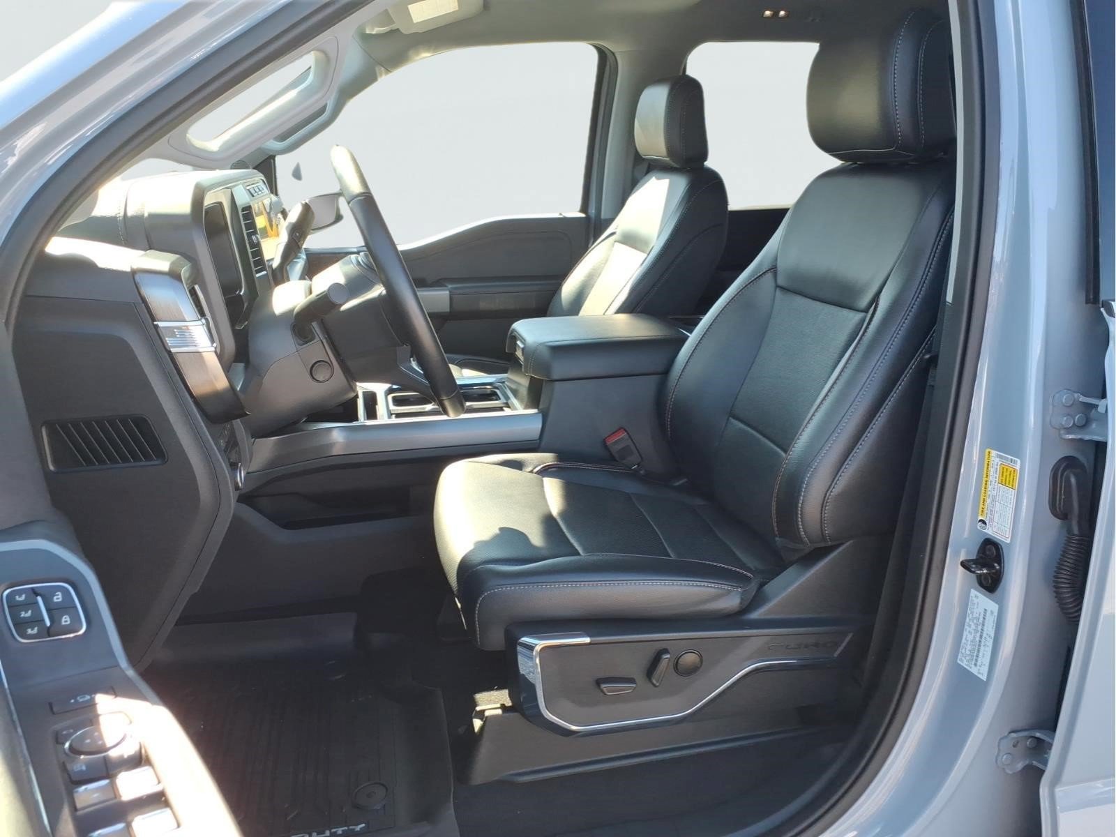 Used 2024 Ford F250 Lariat w/ Chrome Package AWD/4WD image 24