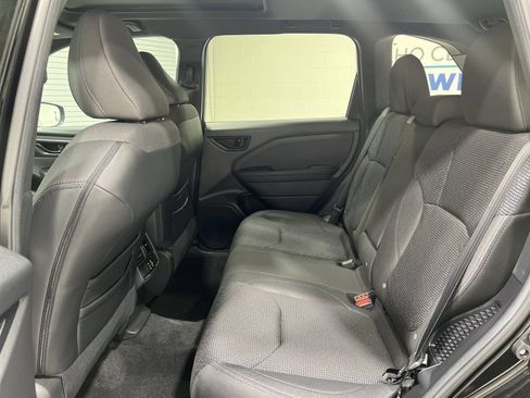 Used 2026 Subaru Forester Premium AWD/4WD image 23