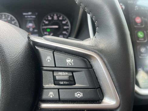 Used 2025 Subaru Ascent Touring AWD/4WD image 16