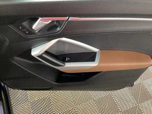 Certified 2022 Audi Q3 2.0T Premium Plus w/ Premium Plus Package image 20