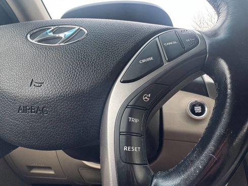 Used 2013 Hyundai Elantra GT w/ Touch & Go Pkg image 27