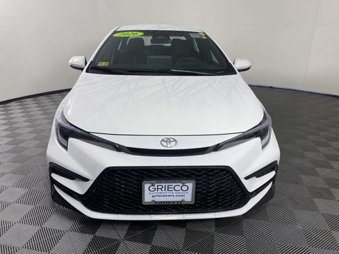 Used 2026 Toyota Corolla SE w/ SE Package FWD image 3