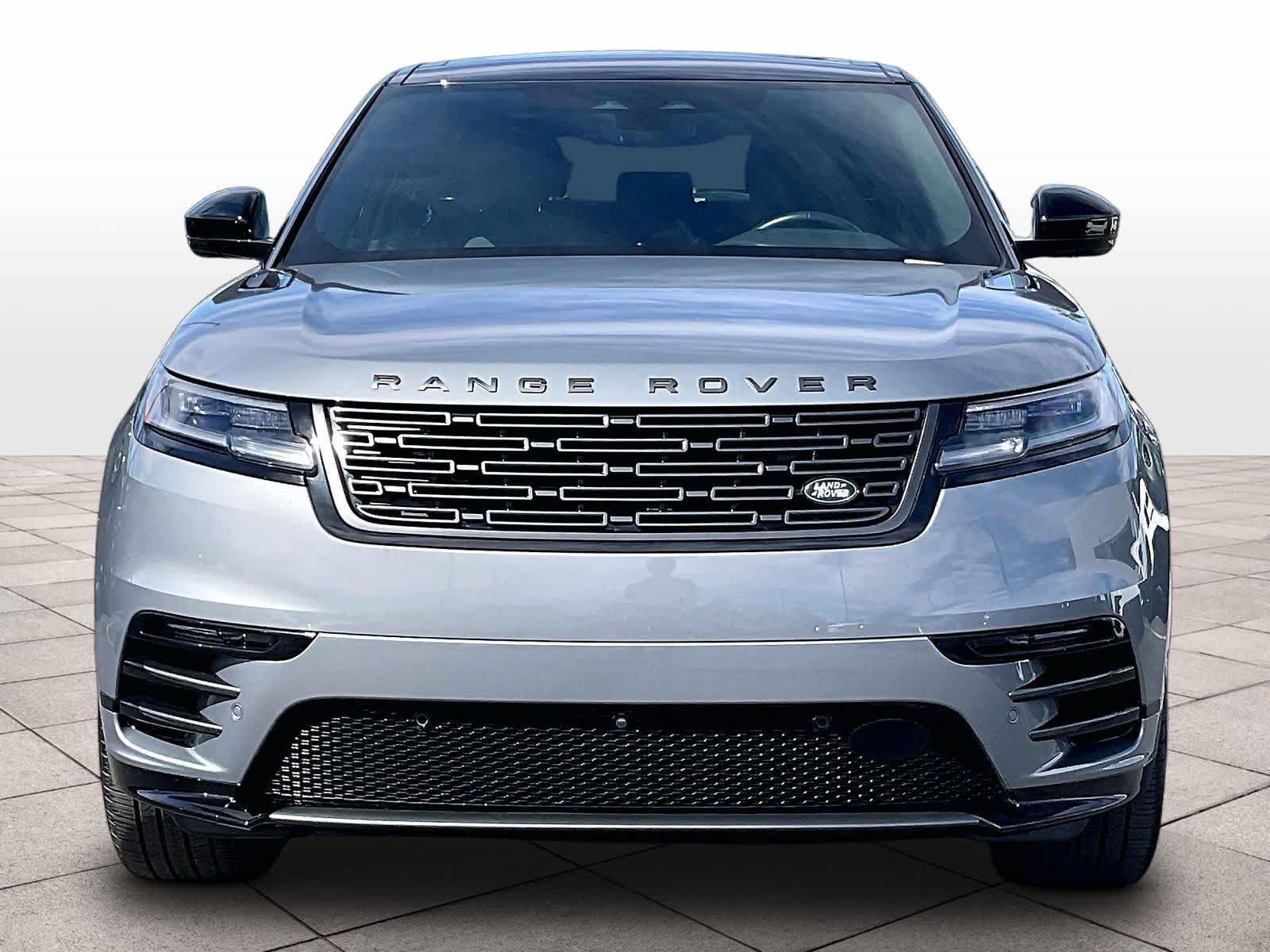 Used 2026 Land Rover Range Rover Velar Dynamic SE AWD/4WD image 3