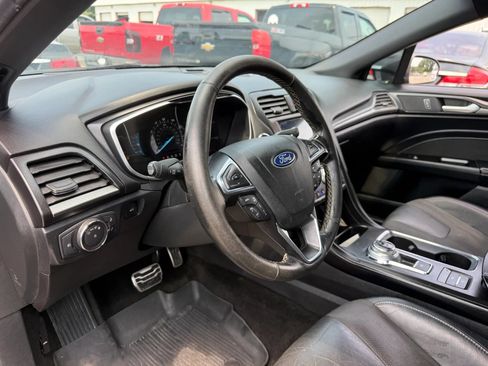 Used 2019 Ford Fusion Sport AWD/4WD image 17