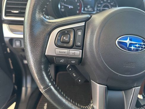 Used 2017 Subaru Forester 2.5i Touring AWD/4WD image 27