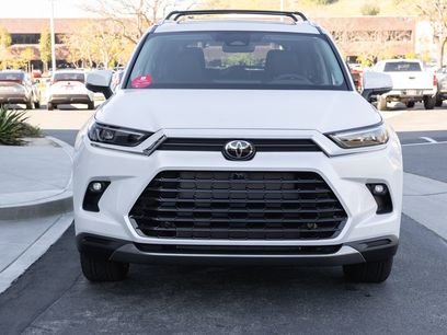 New 2026 Toyota Grand Highlander Platinum