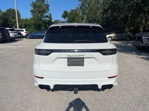 Used 2022 Porsche Cayenne GTS AWD/4WD image 3