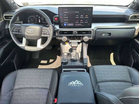 Used 2025 Toyota 4Runner TRD Off-Road Premium AWD/4WD image 13
