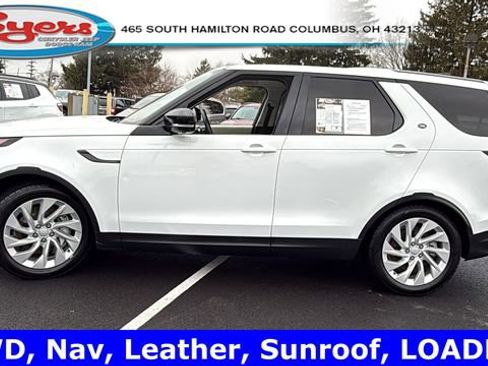 Used 2024 Land Rover Discovery S image 10