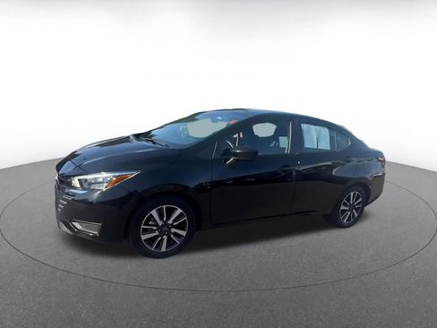 Used 2025 Nissan Versa SV FWD image 8