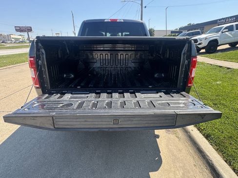 Used 2018 Ford F150 XLT w/ Equipment Group 302A Luxury AWD/4WD image 9