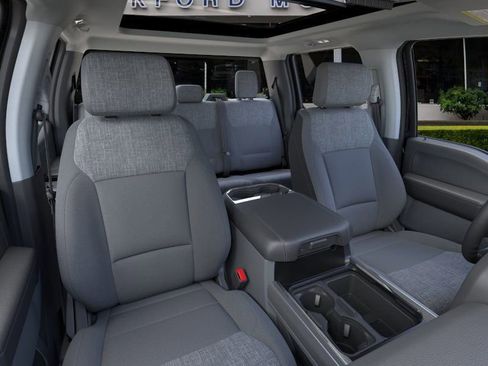 New 2025 Ford F250 XLT w/ Black Appearance Package image 12