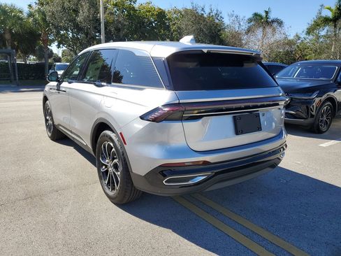 New 2026 Lincoln Nautilus Premier AWD/4WD image 3
