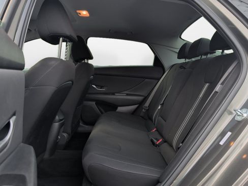 Certified 2024 Hyundai Elantra SEL w/ Convenience Package FWD image 13