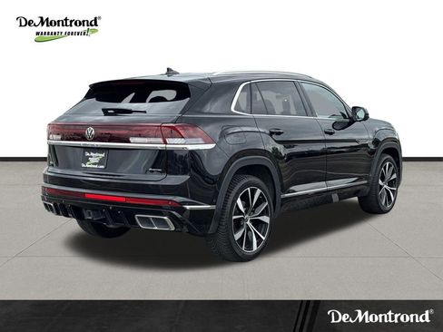 Used 2024 Volkswagen Atlas Cross Sport SEL Premium R-Line image 4