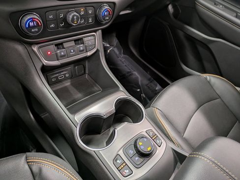 Used 2022 GMC Terrain AT4 w/ LPO, Floor Liner Package image 13