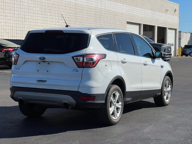 Used 2017 Ford Escape SE AWD/4WD image 37