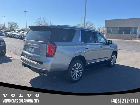 Used 2024 GMC Yukon Denali w/ Advanced Technology Package image 5