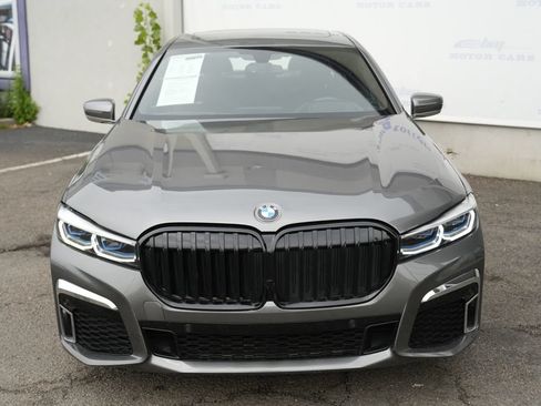 Used 2016 BMW 750i xDrive AWD/4WD image 12