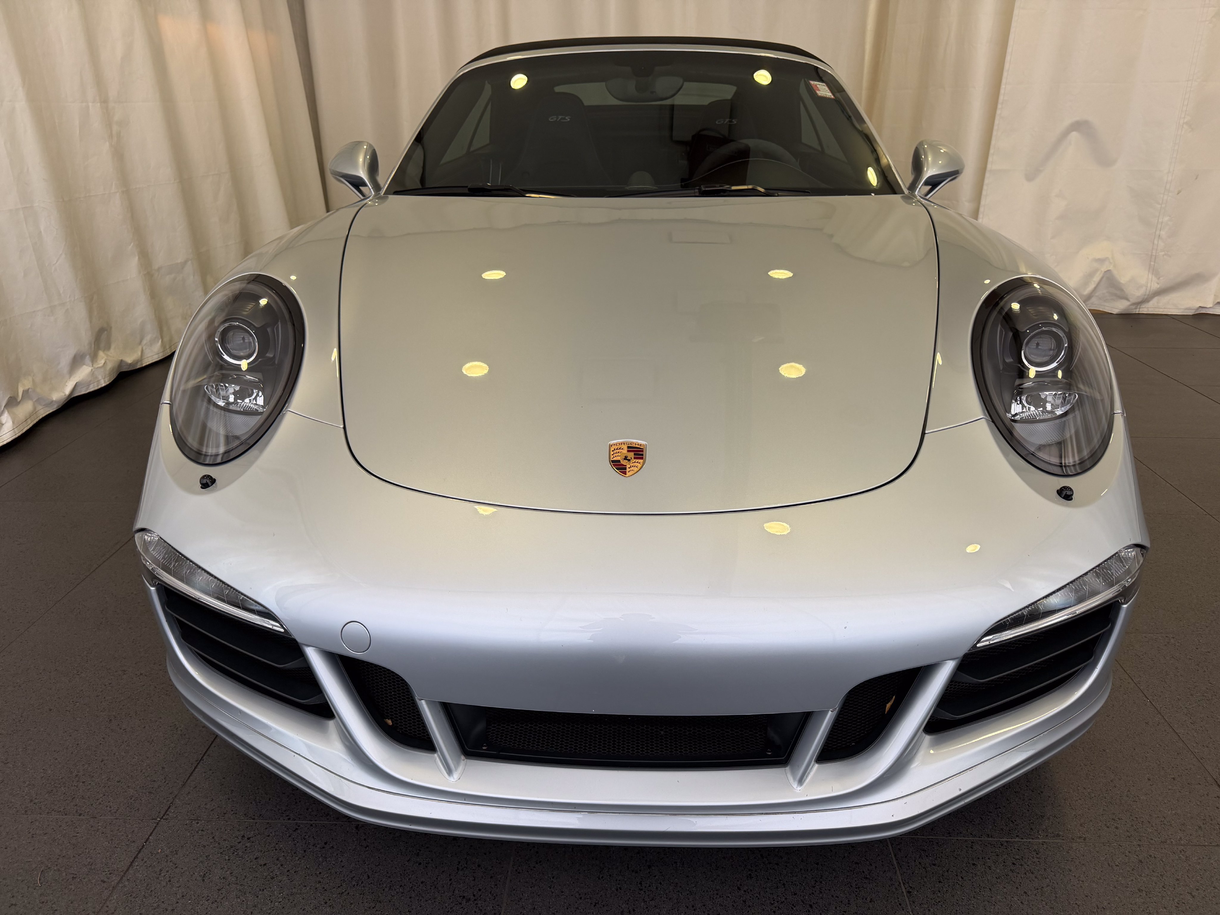 Used 2016 Porsche 911 Carrera GTS RWD image 6