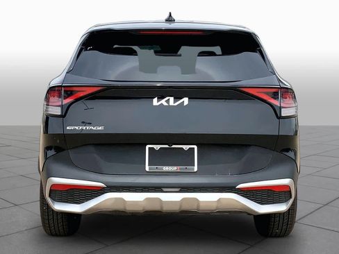 Used 2023 Kia Sportage LX AWD/4WD image 8