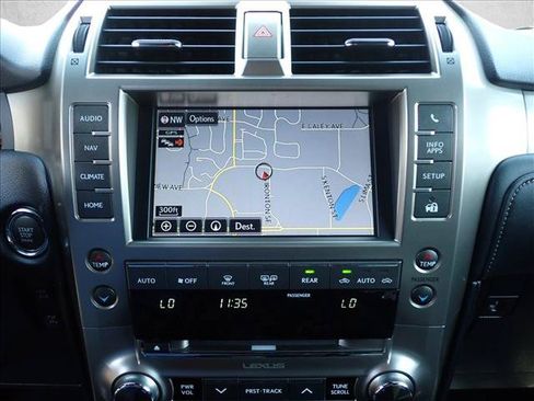 Used 2021 Lexus GX 460 Luxury w/ Accessory Package AWD/4WD image 18