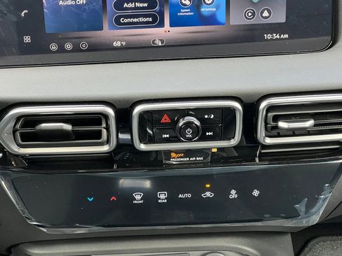 New 2026 Nissan Sentra SV w/ Floor Mat Package FWD image 5