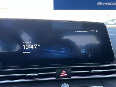 Certified 2024 Hyundai Elantra SEL FWD image 27