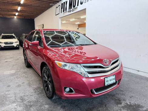 Used 2013 Toyota Venza LE w/ LE Convenience Pkg AWD/4WD image 2