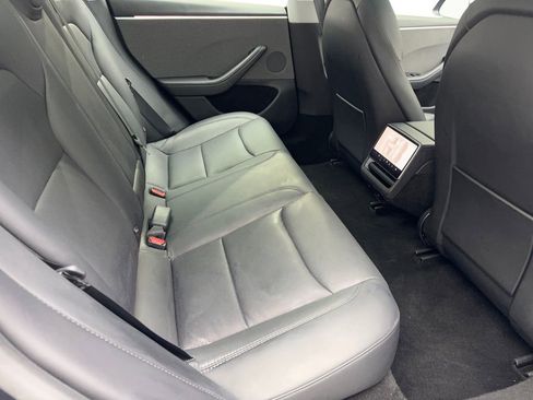 Used 2024 Tesla Model 3 Long Range RWD image 38