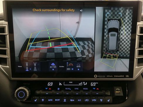 Used 2023 Toyota Sequoia Platinum image 31