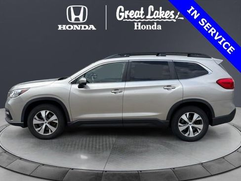 Used 2019 Subaru Ascent Premium w/ Popular Package #4 AWD/4WD image 3
