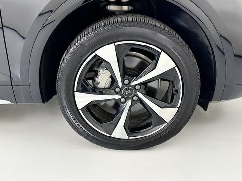 Certified 2025 Audi Q5 2.0T Premium Plus w/ Premium Plus Package AWD/4WD image 33