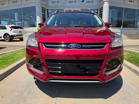Used 2016 Ford Escape Titanium AWD/4WD image 2