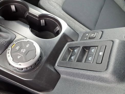 Used 2025 Ford Bronco Big Bend image 27